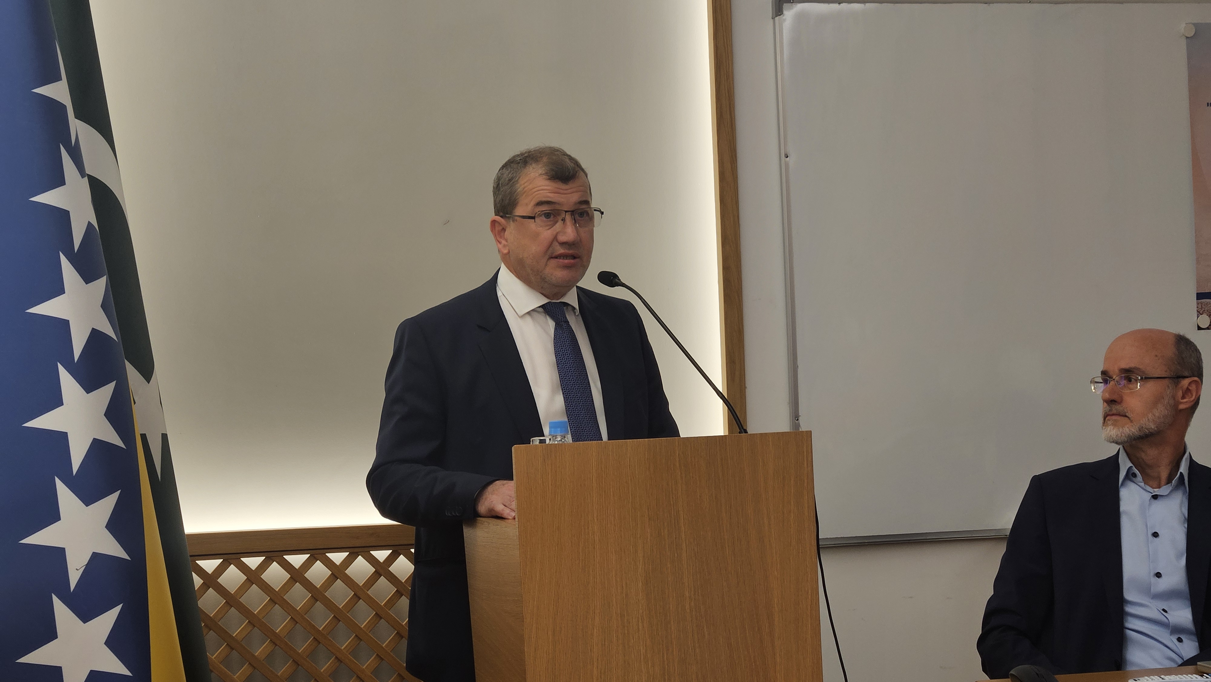 FOTO - FIN UNSA | Održan međunarodni panel o izazovima i novim perspektivama savremenih islamskih studija