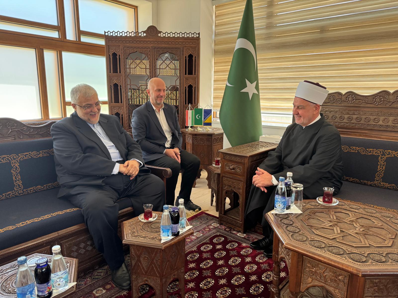 Reisul-ulema se sastao s ambasadorom Islamske Republike Iran u našoj zemlji