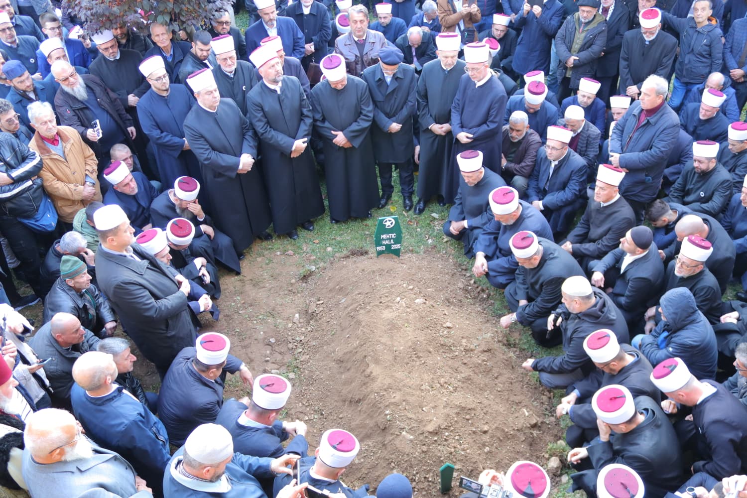 Klanjana dženaza hafizu dr. Halil-ef. Mehtiću – čovjeku koji je Kur’an naučio napamet u zatvoru