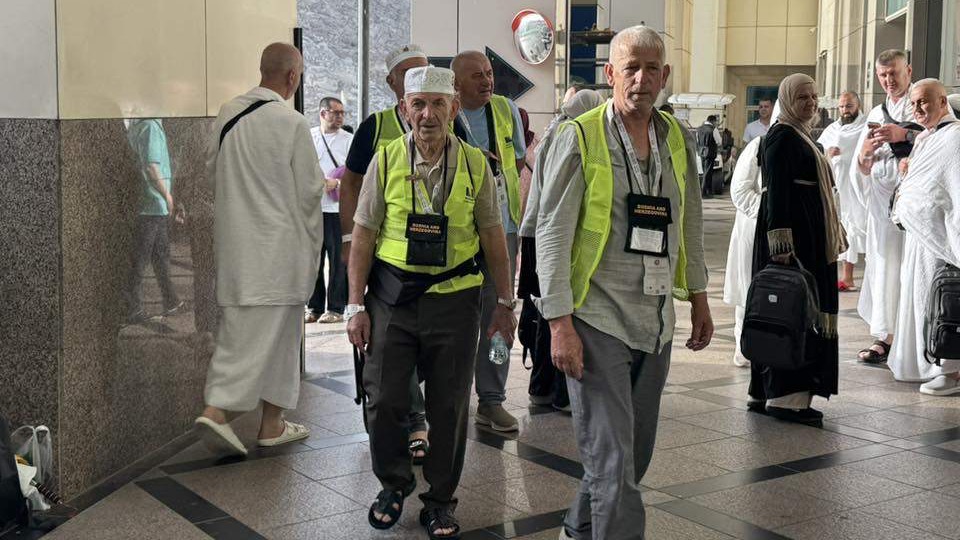 Posljednja grupa hadžija stigla u Mekku