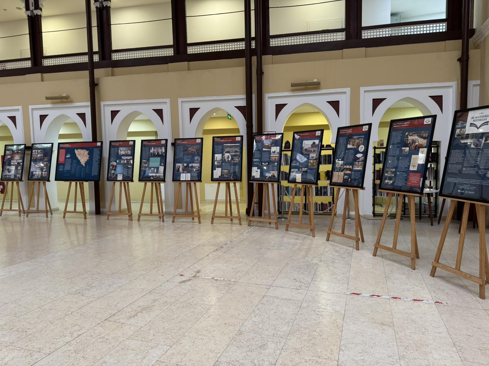 U okviru "516. dana Ajvatovice" predstavljena izložba o značaju medresa u BiH i njihovih alumnista